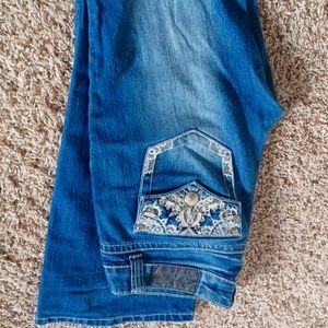 Sounds girl  embroidered lace Lucy washed jeans